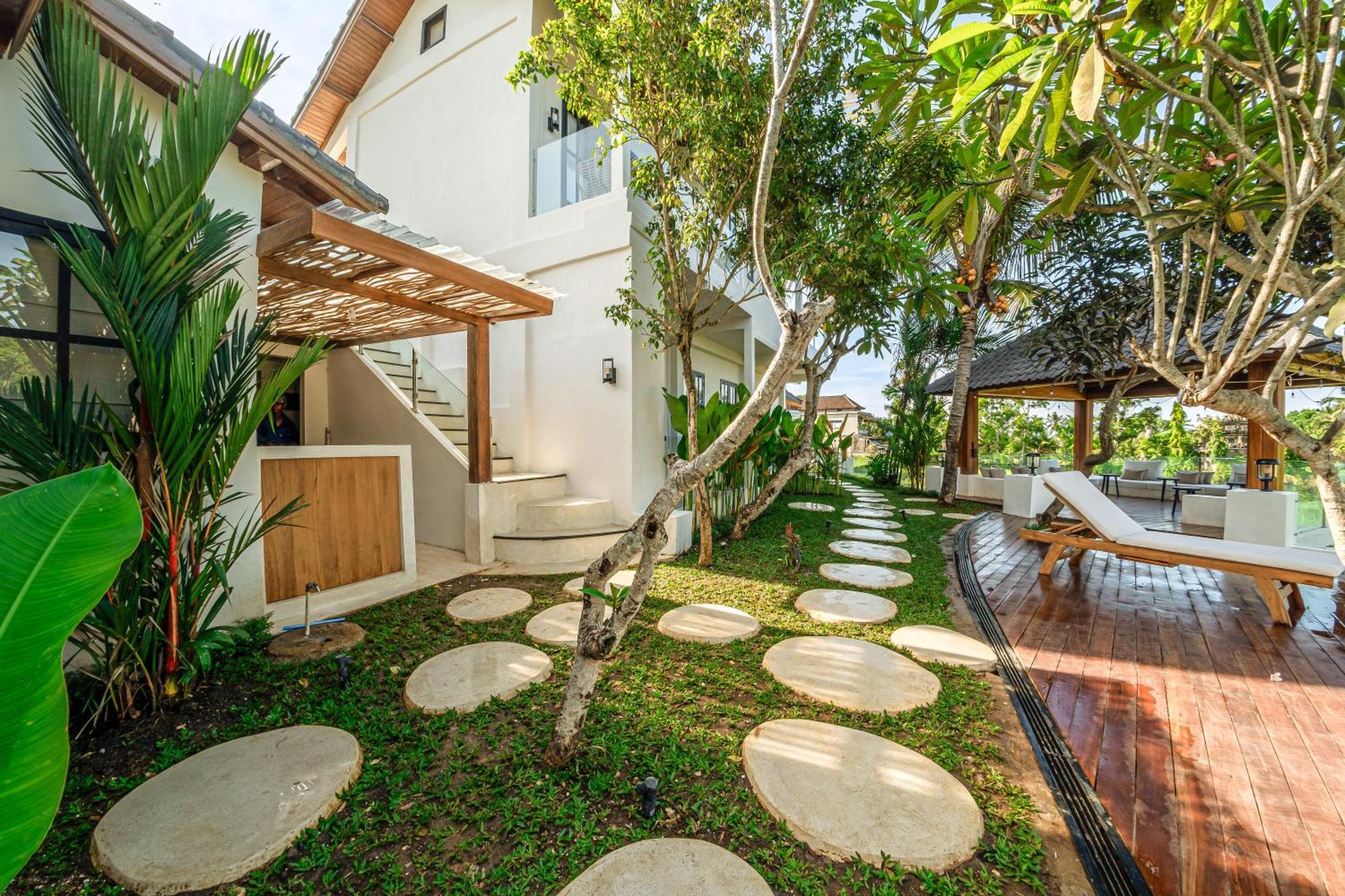 Sarang Apartments By Evdekimi Ubud Bagian luar foto